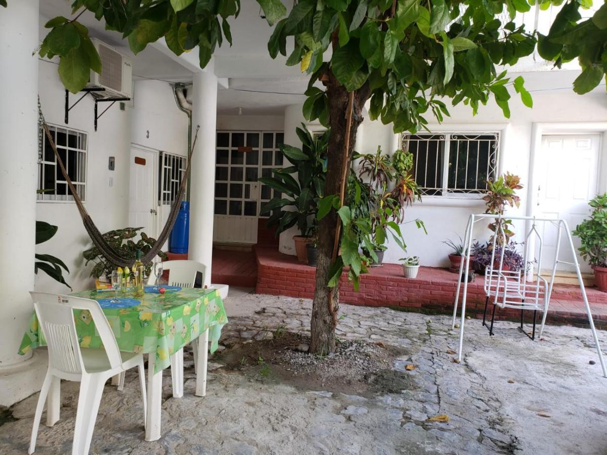 Las Palmas Zihuatanejo Exterior foto