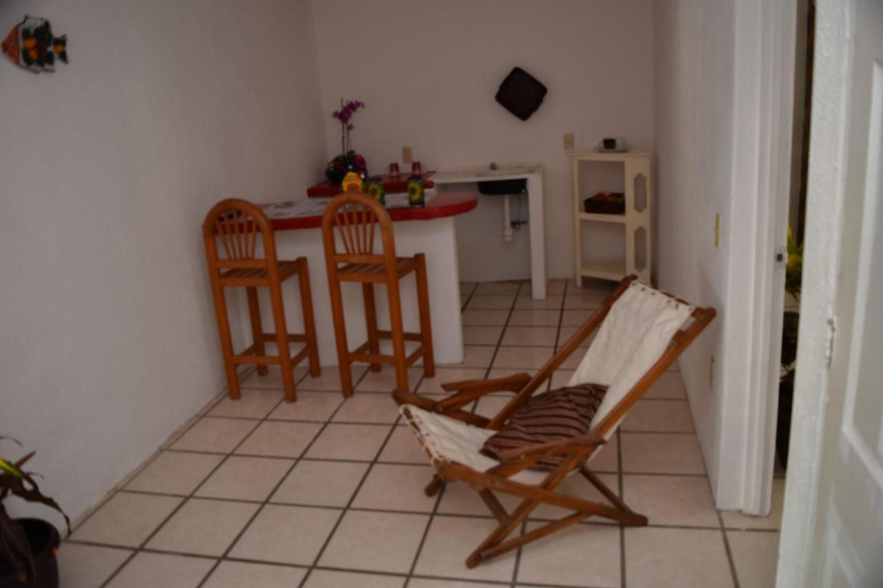 Las Palmas Zihuatanejo Exterior foto